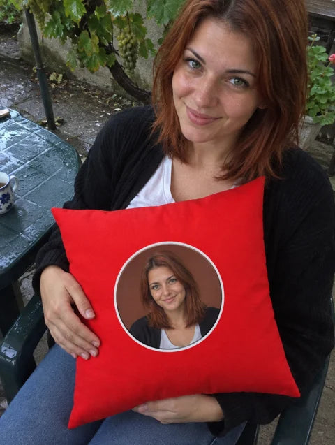 Примерна персонализация: Personalized Classic Cushions — 4