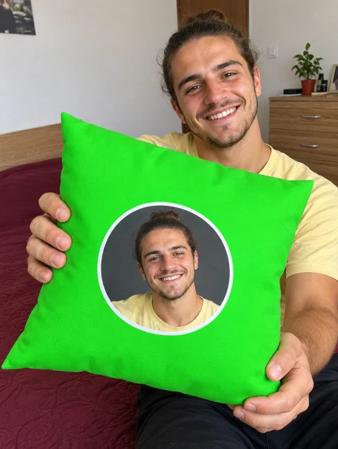 Примерна персонализация: Personalized Classic Cushions — 6