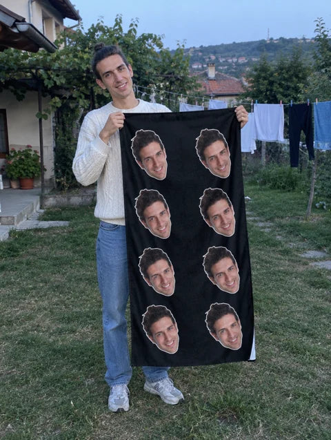 Примерна персонализация: Personalized Classic Towel — 3