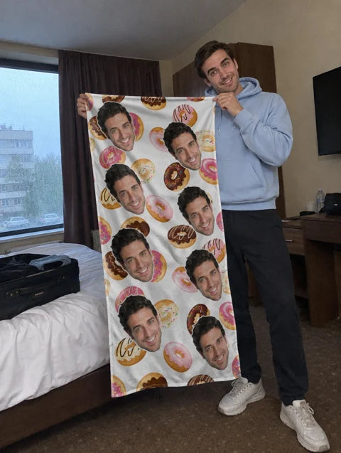 Примерна персонализация: Personalized Towel with Food — 2