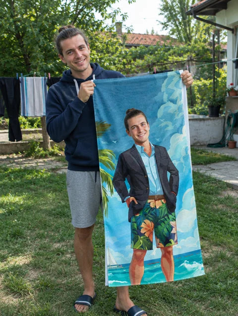 Примерна персонализация: Personalized Towel with Face 'Businessman on Vacation' — 6