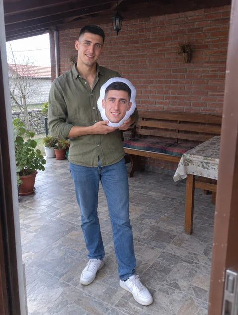 Примерна персонализация: Personalized Face Pillow — 5
